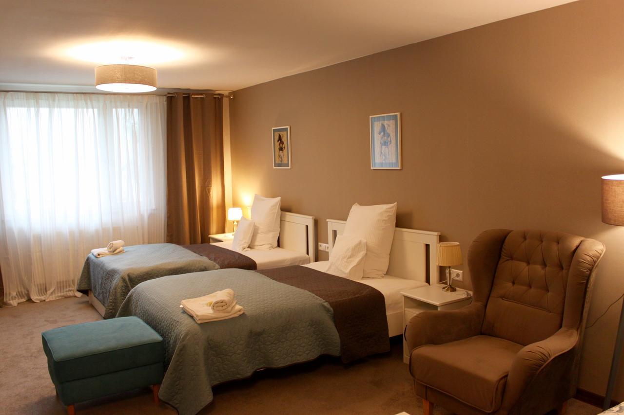 Dworek Hotel Szonowice Luaran gambar